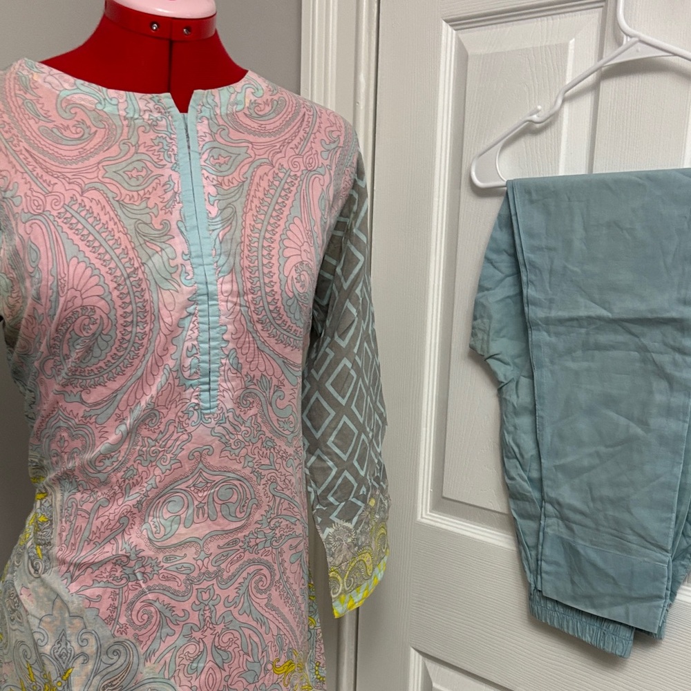 Pink & Light Blue Paisley Tunic Set